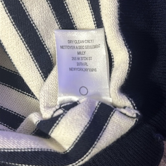 Milly of New York Women’s Boatneck Navy & Cream Striped Sweater Sz Medium Preppy - Picture 8 of 8